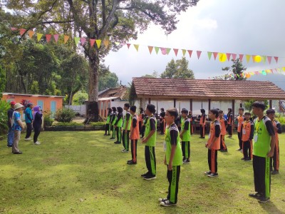 LDKS SMP NEGERI 2 JUMAPOLO